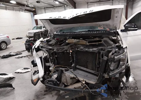 2019 Ford Expedition Max Limited z USA, uszkodzony, nr VIN 1FMJK2AT8KEA23613